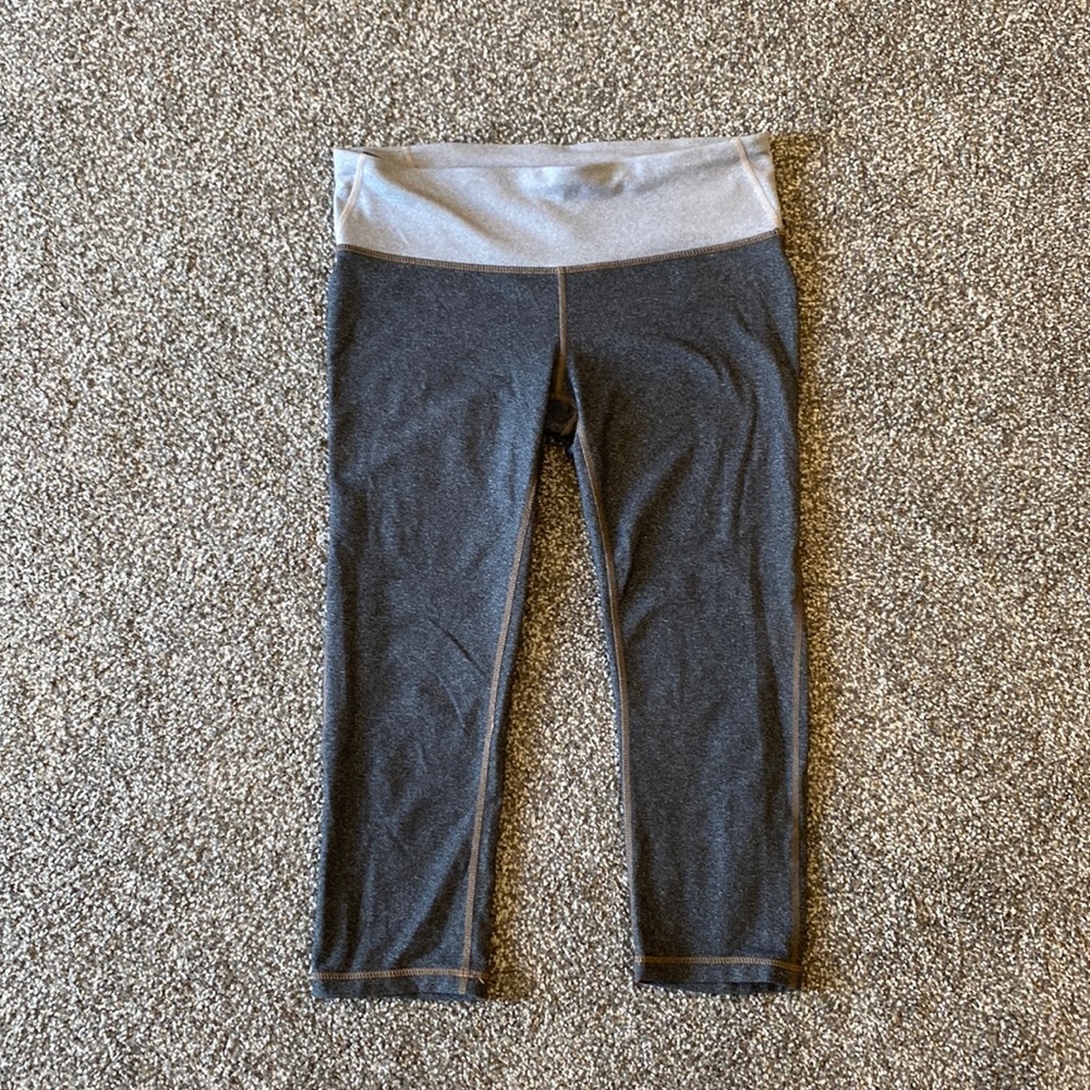 Gap workout leggings